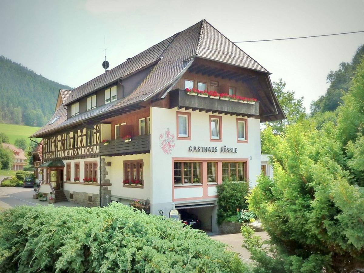 Landgasthof-Hotel-Roessle Oberprechtal エクステリア 写真