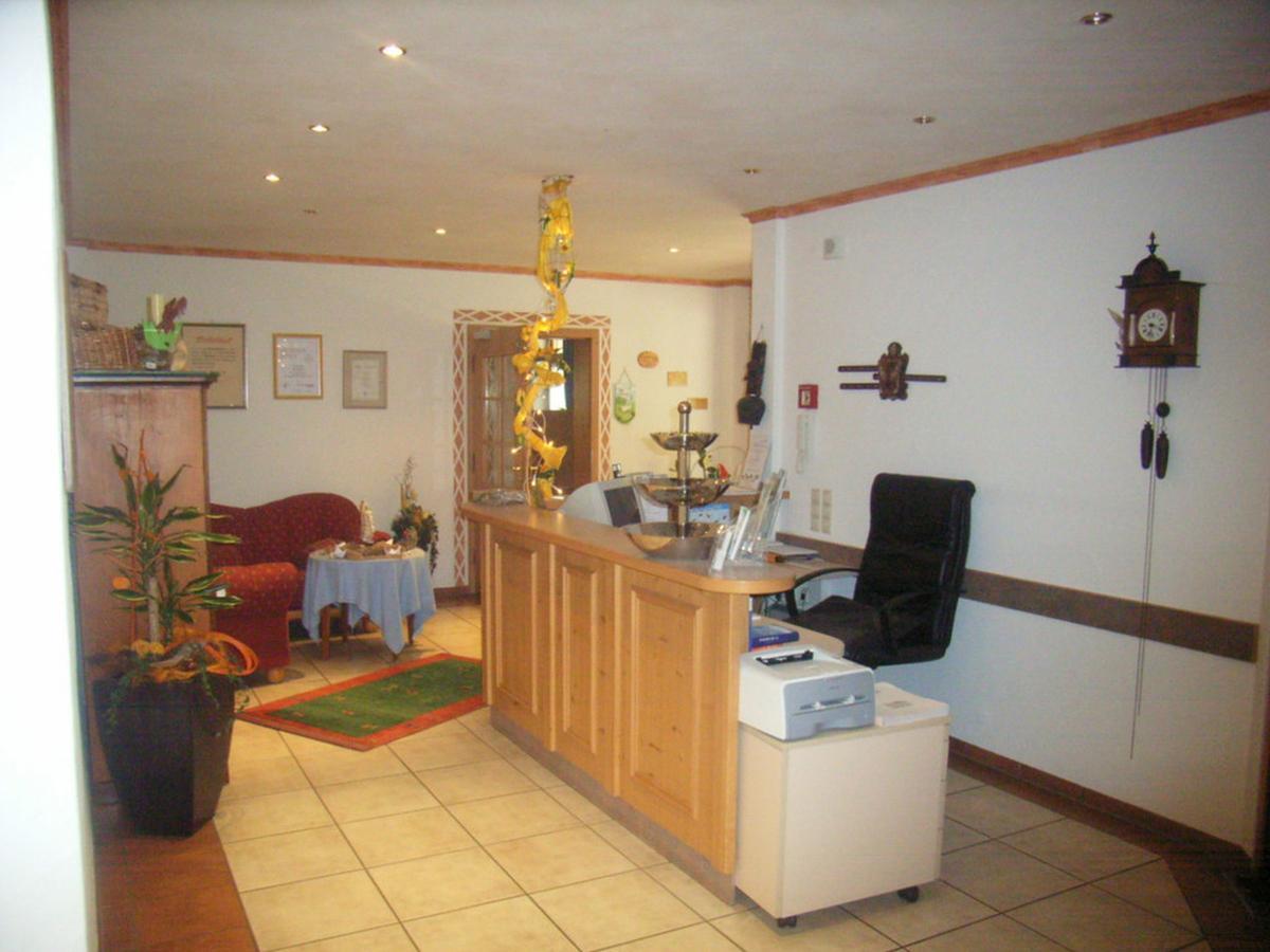 Landgasthof-Hotel-Roessle Oberprechtal エクステリア 写真